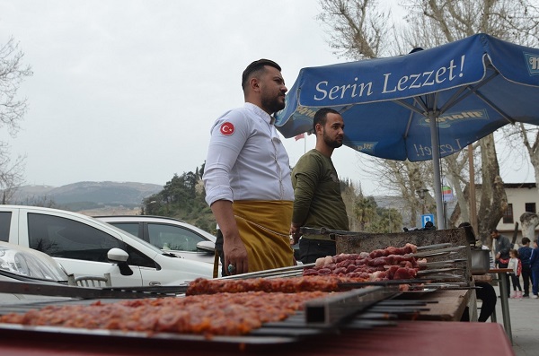 Foto - Hasar tespit çalışmaları tamamlandı! Hayat orada normale dönmeye başladı