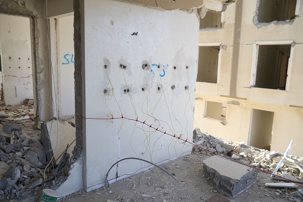 Foto - Hasarlı binalar böyle yıkılıyor