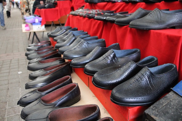 Hasat başladı kara lastik yok satıyor