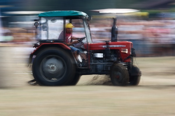 Foto - Hasat sezonunun sonunda traktörler yarıştı