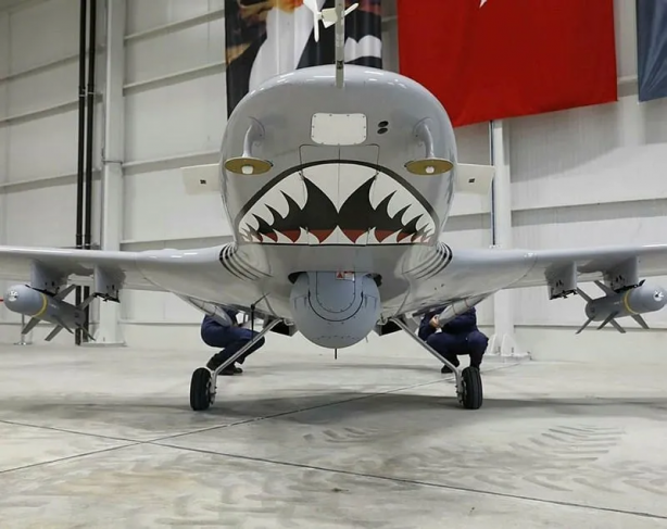 Foto - Hasetlerinden kuduruyorlar! Üç ülkeden Bayraktar'a veto