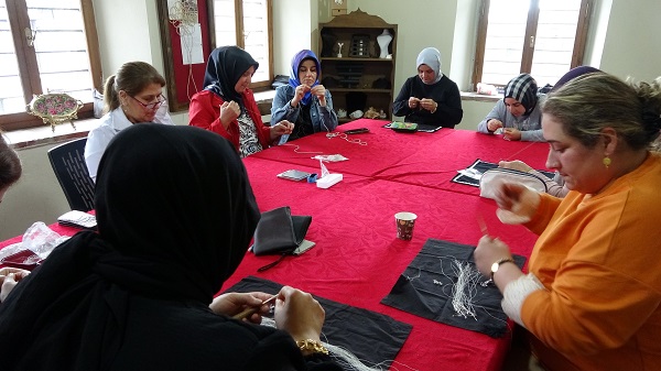 Foto - Hasır bilezik örenler emekli olunca... 