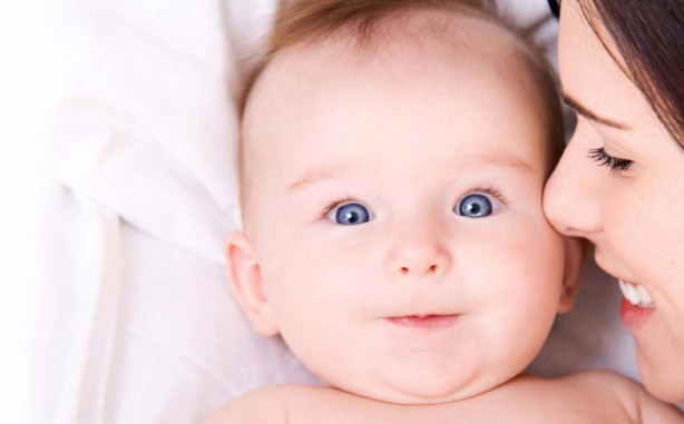 Foto - Hasta olan anne çocuğunu emzirirse bebeğe hastalık bulaşır mı? İşte cevabı...