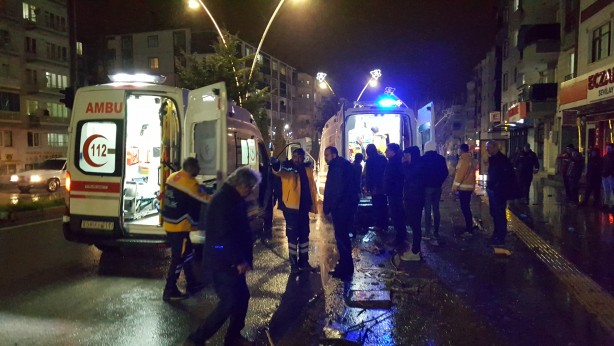 Foto - Hasta taşıyan ambulans kaza yaptı