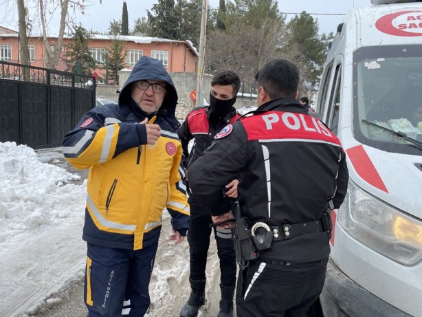 Foto - Hasta taşıyan ambulansın şoförü darbedildi