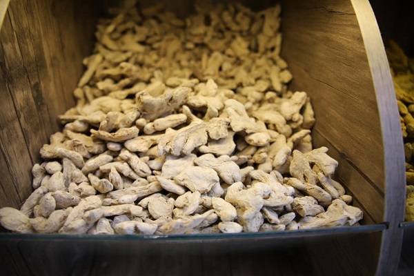 Foto - Hastalıktan korkanlar aktarların yolunu tutuyor! Kilosu 500 TL'den satılıyor