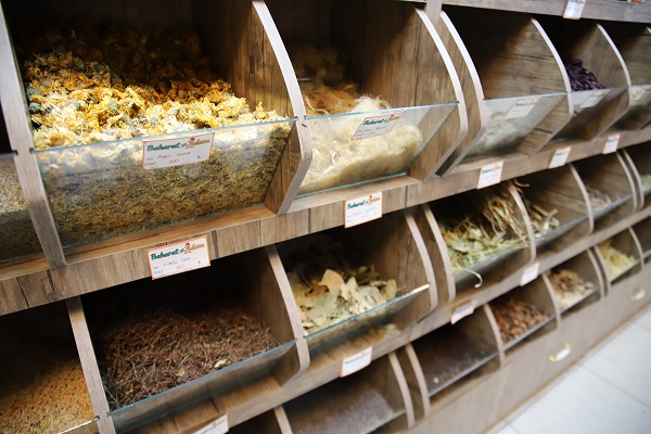 Foto - Hastalıktan korkanlar aktarların yolunu tutuyor! Kilosu 500 TL'den satılıyor