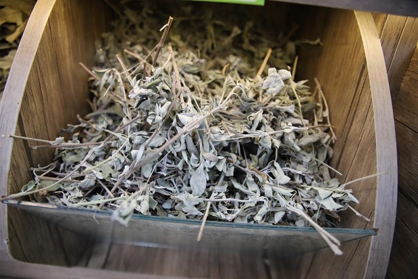 Foto - Hastalıktan korkanlar aktarların yolunu tutuyor! Kilosu 500 TL'den satılıyor