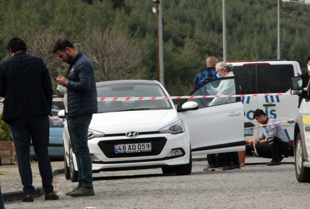 Foto - Hastane acil servisi otoparkında dehşet! Başında poşetle ölü bulundu