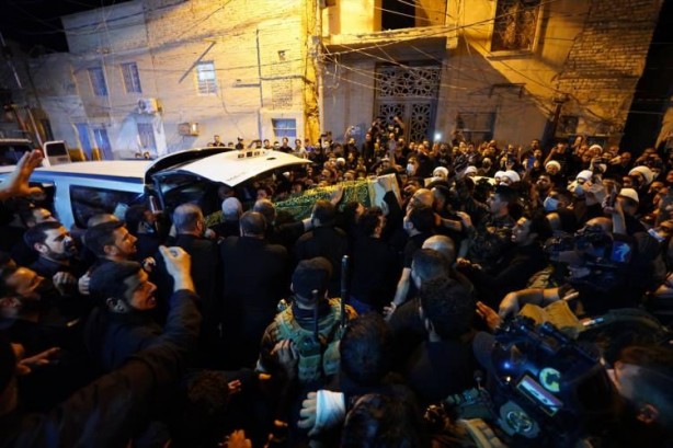 Foto - Hastaneden cenazesini almaya yüzlerce kişi gitti