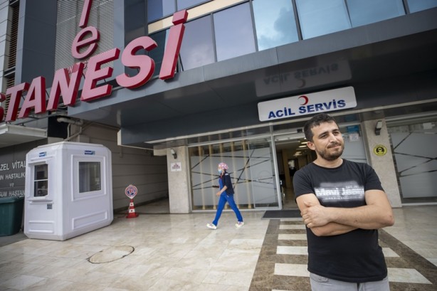 Hastaneye yetişmeye çalışan kadın takside doğum yaptı