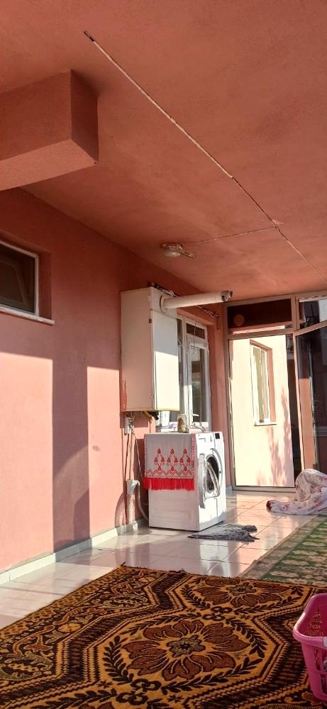 Foto - Hatalı cam balkon bütün aileyi zehirledi!