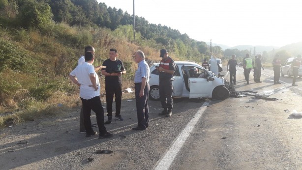 Foto - Hatalı sollama kazayı getirdi: 2 ölü, 5 yaralı