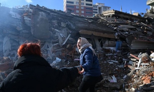 Foto - Maraş depremini 12 gün önceden bilen isimden gündemi altüst edecek çıkış: İstanbul depremine 72 saat kala...