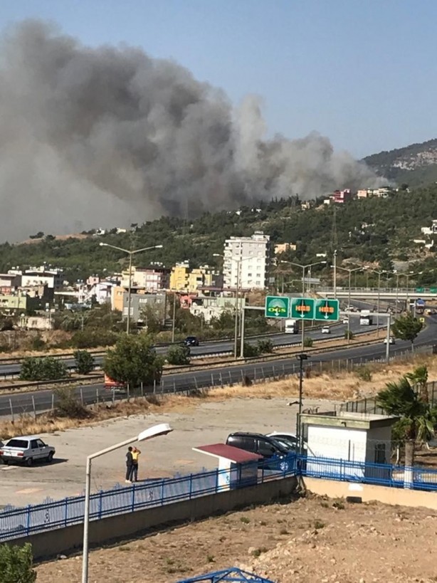 Foto - Hatay yine yanıyor! Müdahale başladı