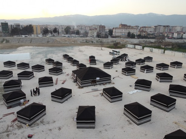 Foto - Hatay'da depremzedeler için "yörük" çadırlarından geçici barınma merkezi kuruldu