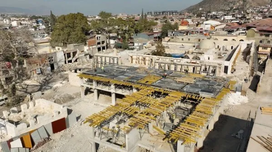 Foto - Hatay’da felaketin izleri siliniyor... Uzun Çarşı ayağa kalktı