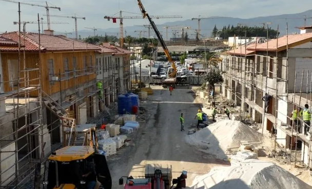 Foto - Hatay’da felaketin izleri siliniyor... Uzun Çarşı ayağa kalktı