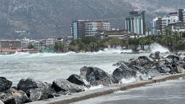 Foto - Hatay’da sokaklar Venedik’e döndü