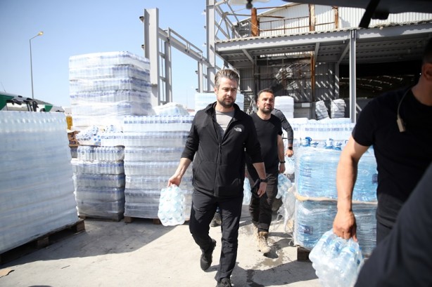Foto - Hatay'da su dağıtımı aralıksız sürüyor