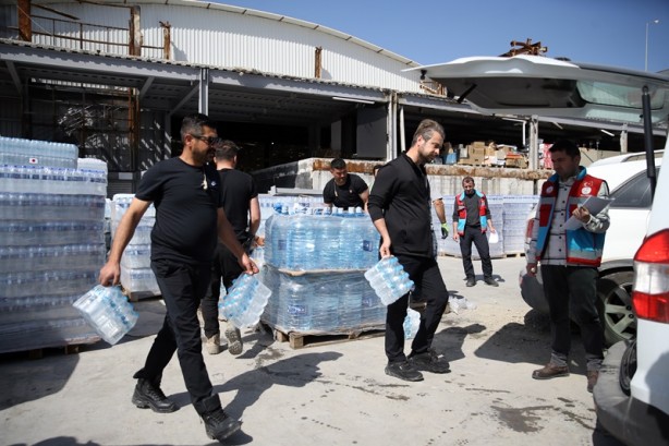 Foto - Hatay'da su dağıtımı aralıksız sürüyor