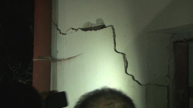 Foto - Hatay'daki depremde 6 ev hasar gördü, 5'i boşaltıldı