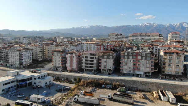 Foto - Hatay'ın o mahallesinde bir bina bile yıkılmadı!