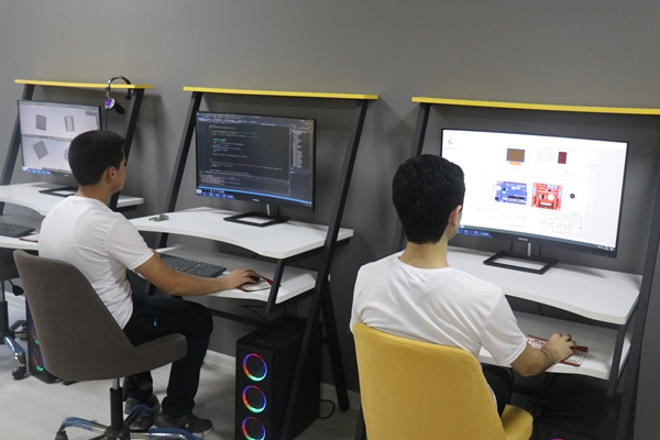 Foto - Hataylı öğrenciler kadına şiddete karşı geliştirdi