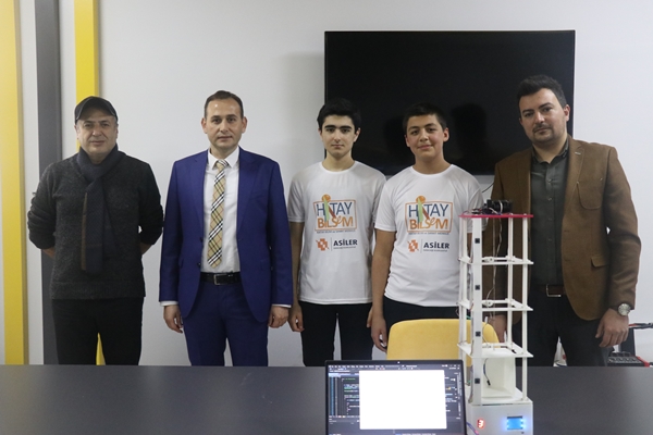 Foto - Hataylı öğrenciler kadına şiddete karşı geliştirdi