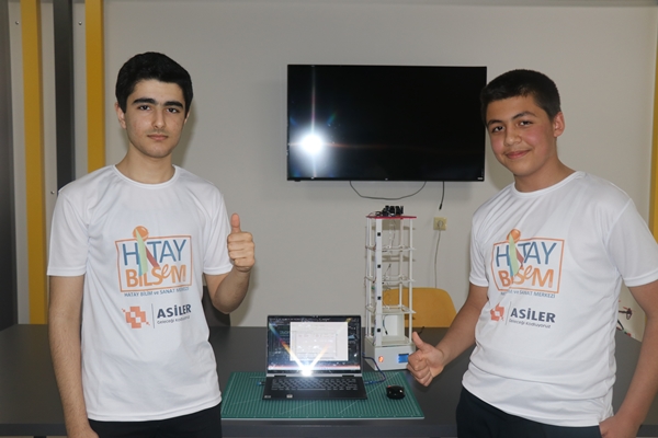 Hataylı öğrenciler kadına şiddete karşı geliştirdi