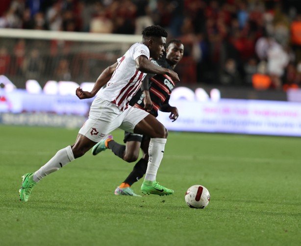 Foto - Hatayspor'da Erce Kardeşler isyan etti: 5 aydır kaşar ekmek yiyoruz! Neredesin ey Lütfü Savaş!