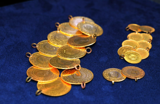 Foto - Hatice Kolçak'ın son altın tahmini infiale neden olacak! Öyle bir rakam söyledi ki, duyan Kapalıçarşı'ya koşacak