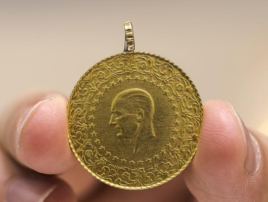 Foto - Hatice Kolçak'tan işi gücü bıraktırıp kuyumcuya koşturtacak gram altın tahmin! Bu rakamı şu ana kadar hiçbir ekonomist söylemedi