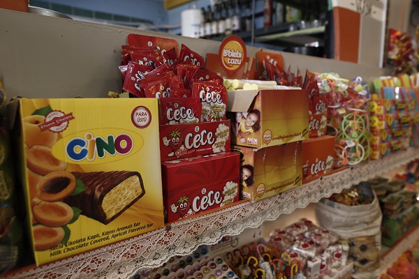 Foto - Hatıralar burada canlanıyor! 90'la ışınlanmak isteyenler bu bakkala gidiyor