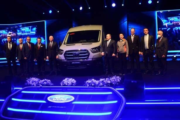 Foto - Hattan indirildi! İşte Türkiye'nin ilk elektrikli ticari aracı