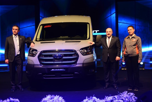 Foto - Hattan indirildi! İşte Türkiye'nin ilk elektrikli ticari aracı