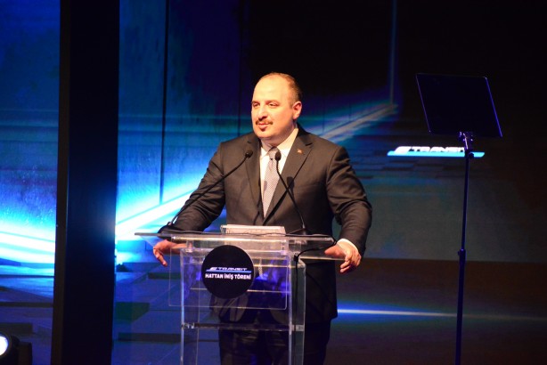 Foto - Hattan indirildi! İşte Türkiye'nin ilk elektrikli ticari aracı