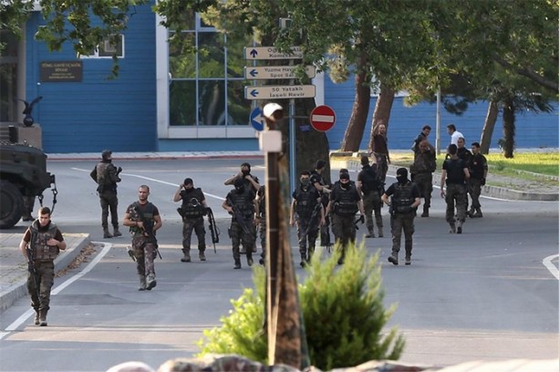 Foto - Hava Harp Okulu'na operasyon yapıldı!