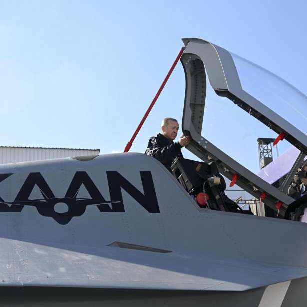 Foto - Hava Kuvvetleri için 40 HÜRKUŞ siparişi! Milli savaş uçağı Kaan’a yerli motor!