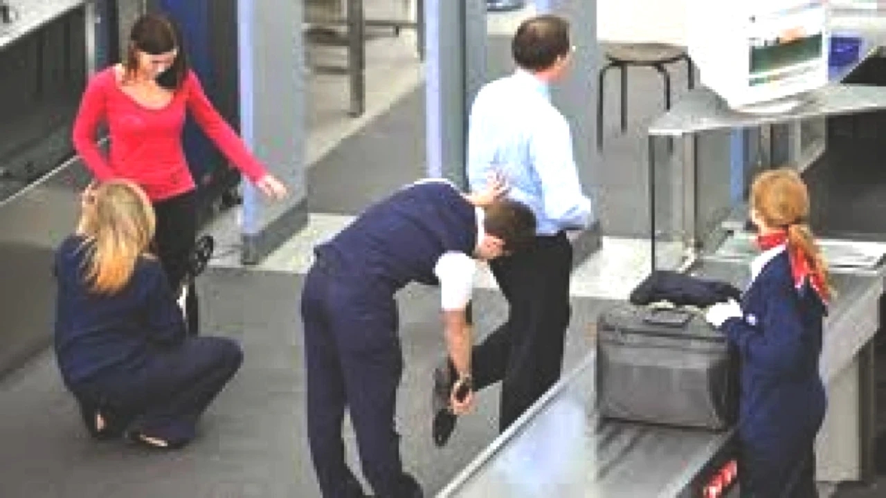 Foto - Havaalanlarında 20 yıllık uygulama sona erdi! O zorunluluk artık kaldırıldı