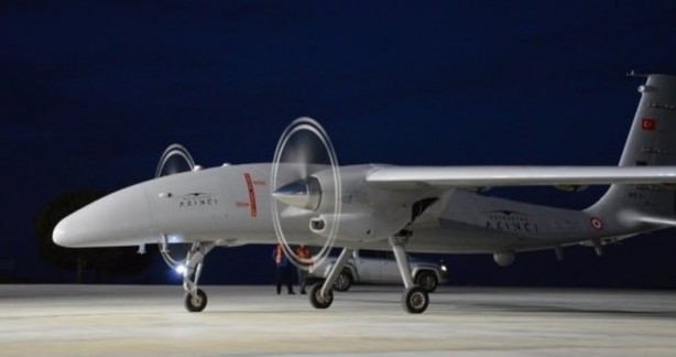 Foto - Havacılık tarihinde ilk! Bayraktar Akıncı TİHA öyle bir şey yaptı ki...