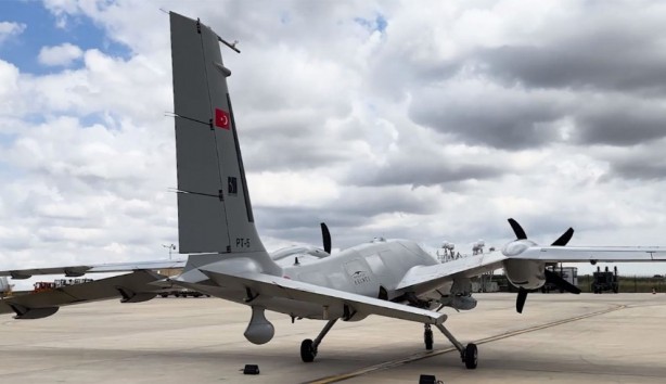 Havacılık tarihinde ilk! Bayraktar Akıncı TİHA öyle bir şey yaptı ki...