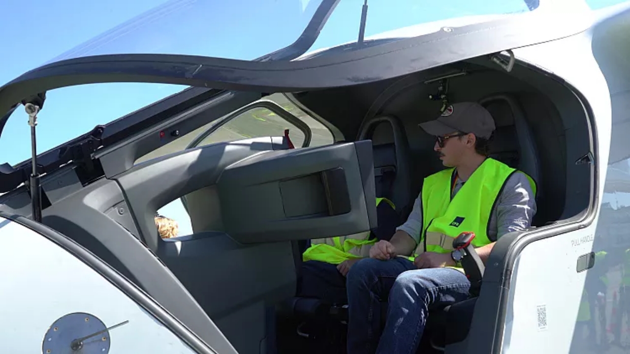 Foto - Havacılıkta tarihi adım atıldı! Sadece 20 dakikada şarj oluyor, 622 km uçabiliyor