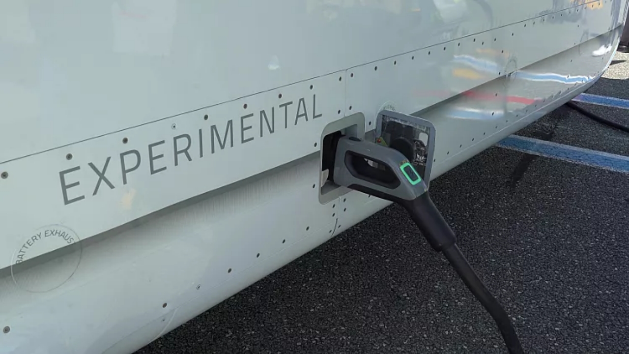 Foto - Havacılıkta tarihi adım atıldı! Sadece 20 dakikada şarj oluyor, 622 km uçabiliyor