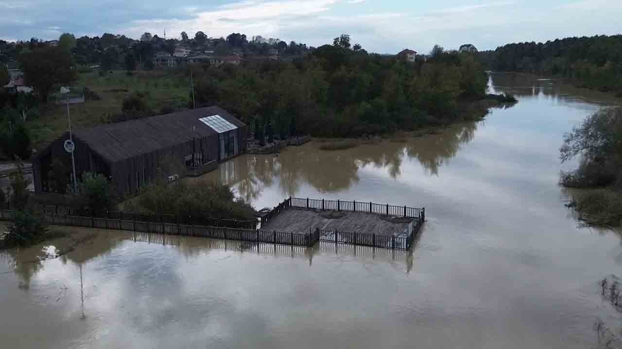 Foto - Havadan görüntülendi: Turizm cennetinin son hali yürek burktu