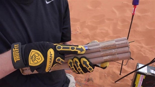 Foto - Havai fişeğin içinde ne var?