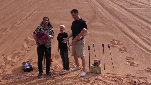  Havai fişeğin içinde ne var?