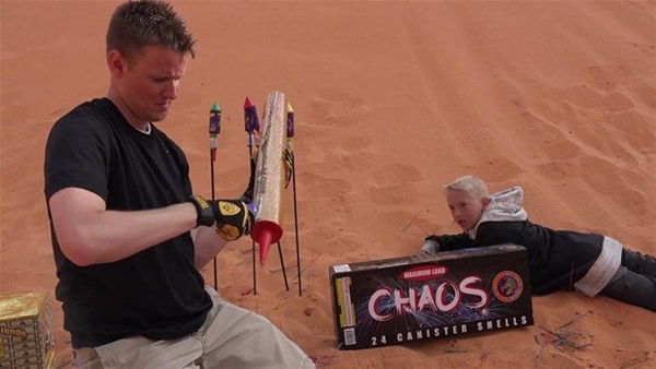 Foto - Havai fişeğin içinde ne var?