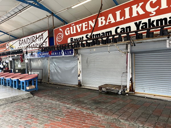 Foto - Havalar bozdu hamsinin fiyatı uçtu