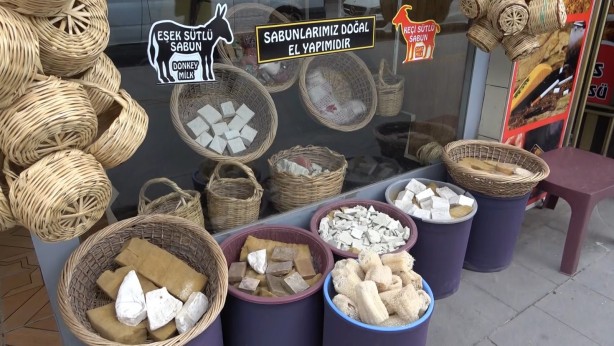 Foto - Havalar soğudu! Saçı dökülenler oraya koştu